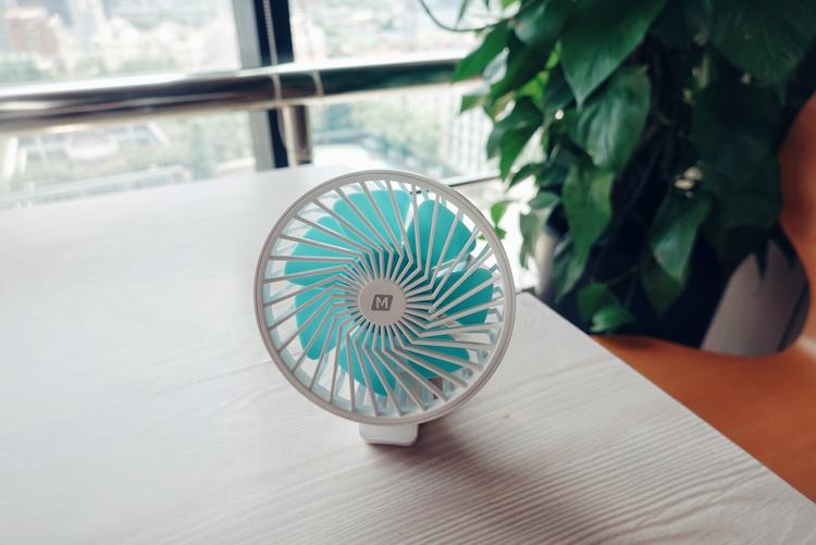 购买便携小风扇怎么选避免踩坑,哪种便携式小风扇好用