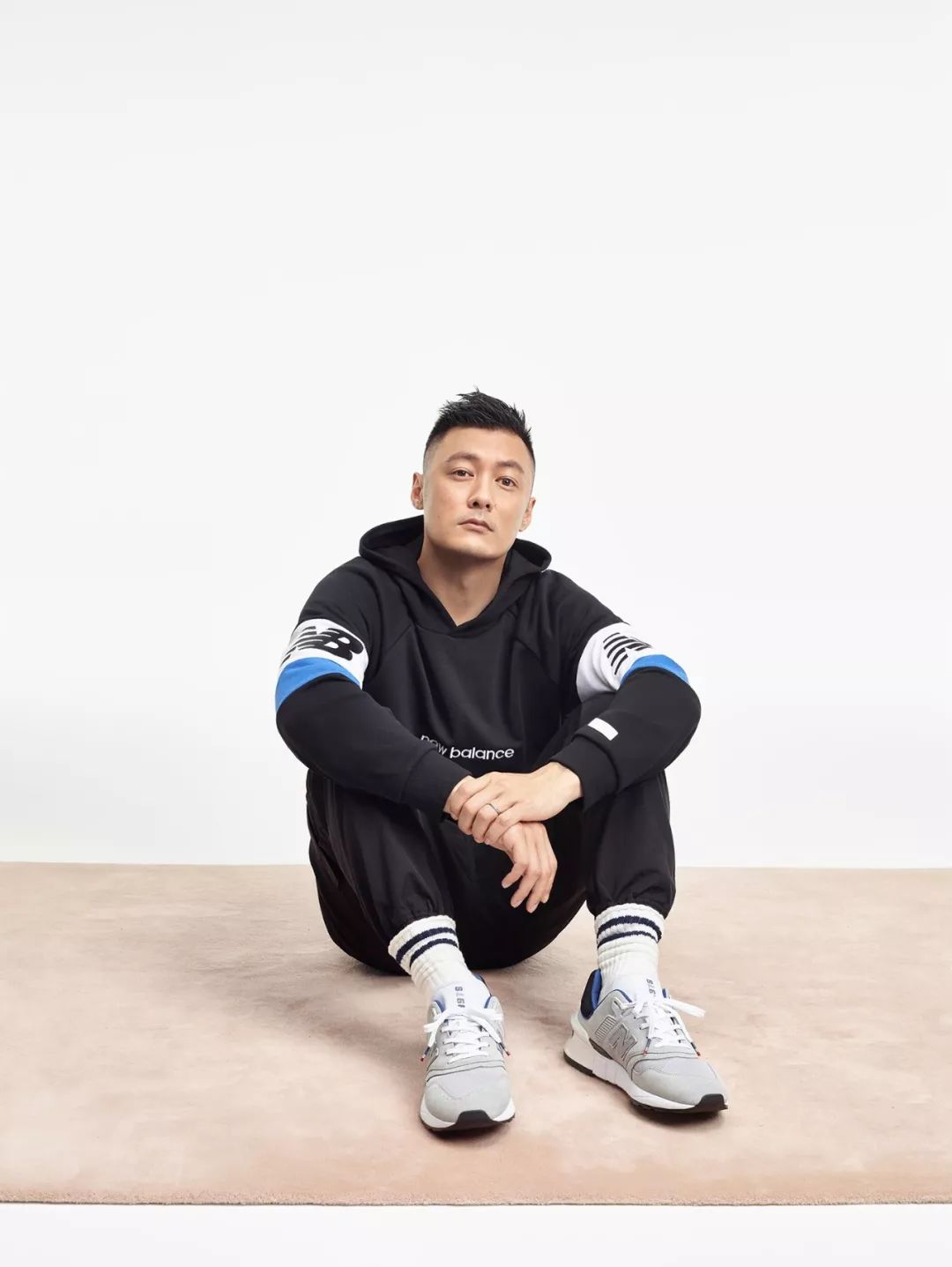 newbalance和余文乐,newbalance余文乐电影款