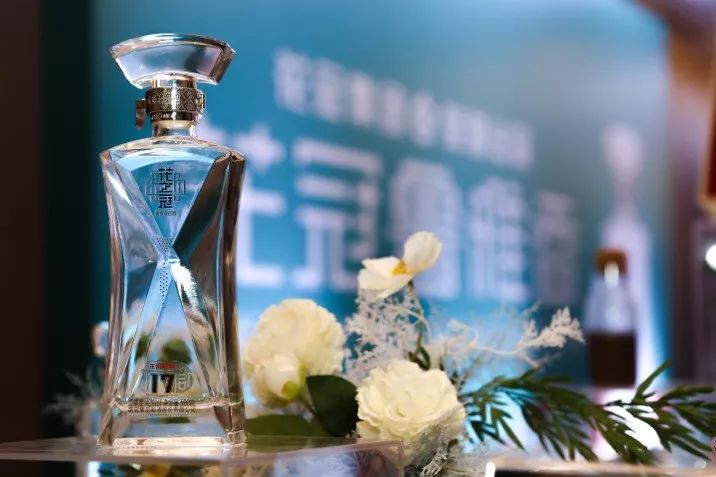 「微酒现场」鲁酒振兴急先锋，为什么是花冠？