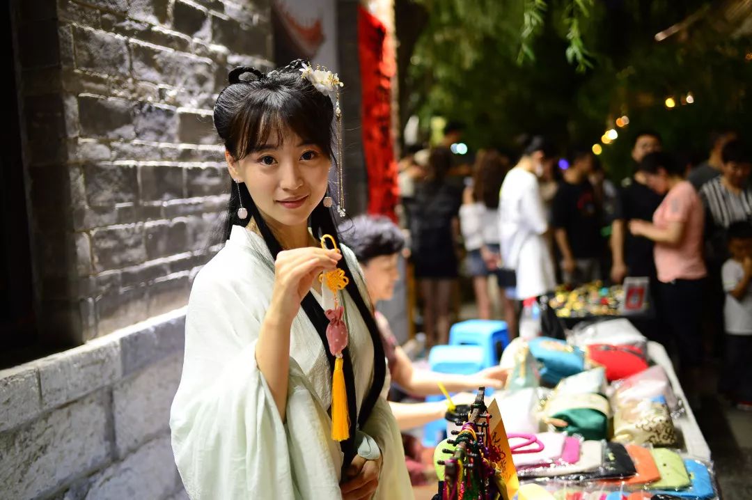 成都成为全球第二城市,汉服第一城市成都