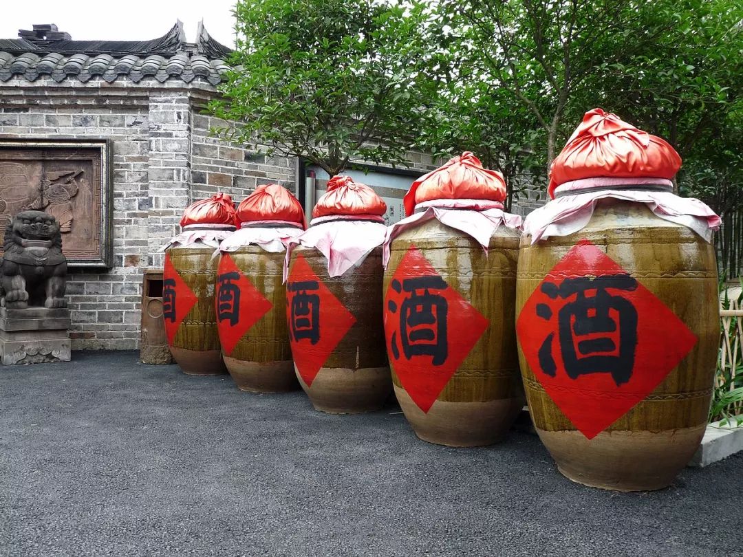 喜迎国庆醉美土楼|借问酒家何处有?拳王争霸风情街!我有酒,你有故事吗?