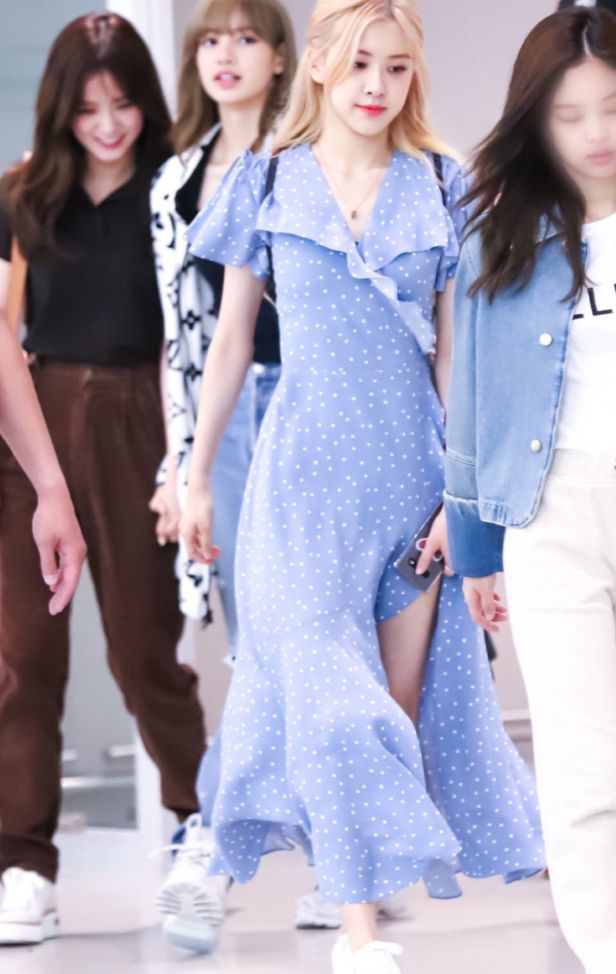 hm卖衣服,hm线下店衣服