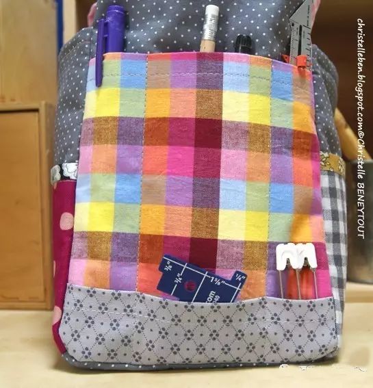 碎布拼接收纳视频,一块块拼图收纳方法