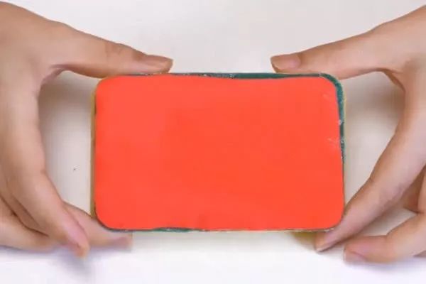 橡皮手套破了可以干嘛用,橡胶手套破了图片