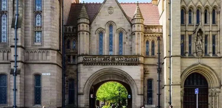 圣安德鲁斯大学满意度排名,中国最认可的英国大学就业率排名