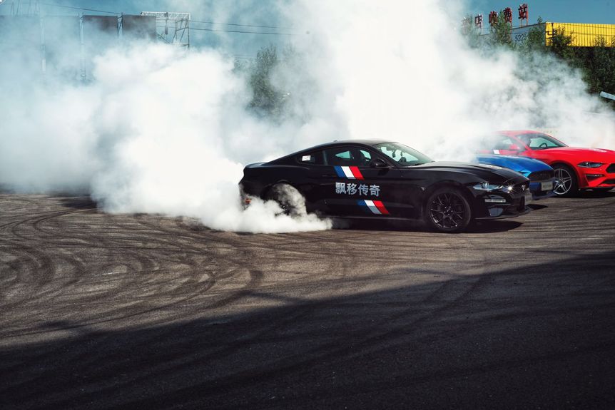 如何用最少的钱改最漂亮的车,怎么把车改成漂移神车