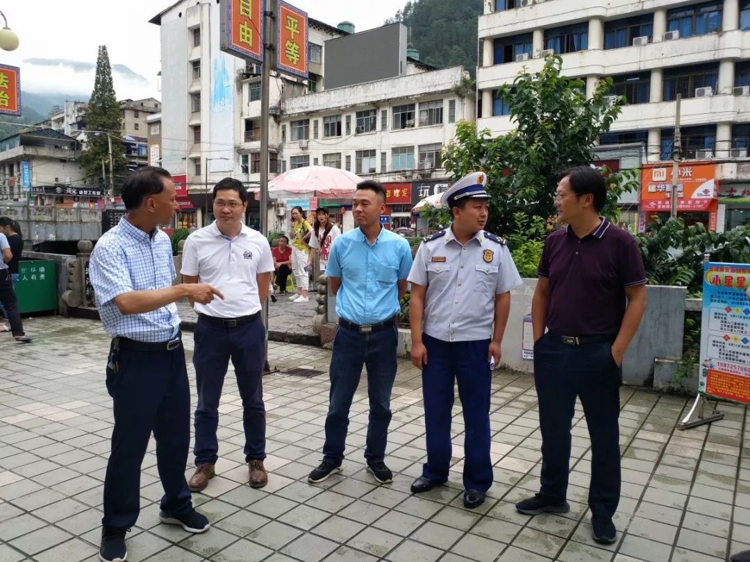 召开区域性火灾隐患整改推进会,消防大队督导重大火灾隐患整改