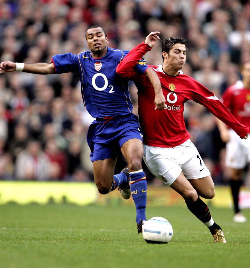 老阿森纳全家福,老照片阿森纳经典氧气球衣