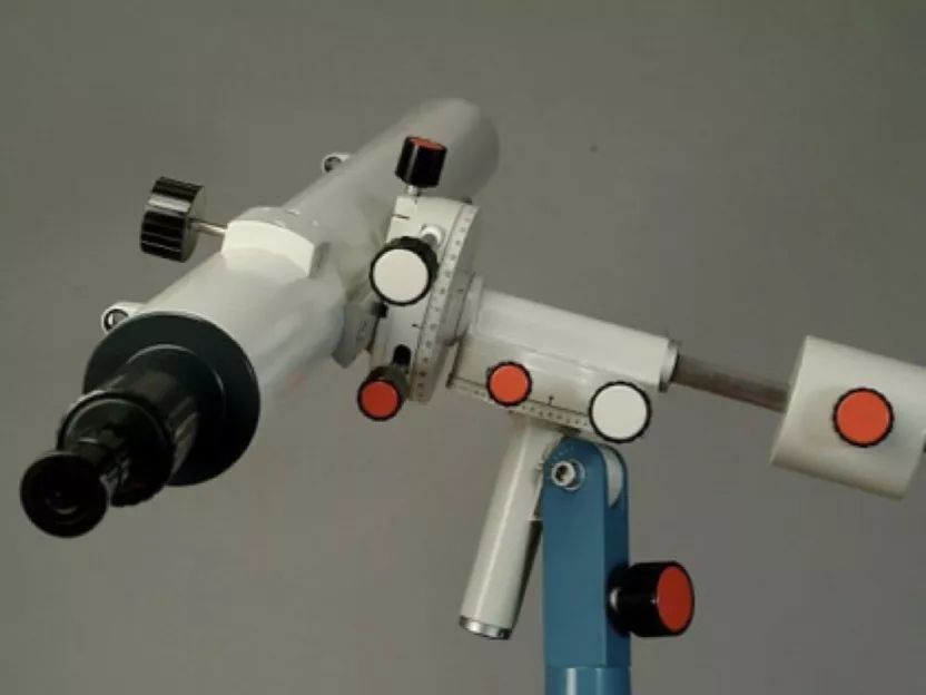 可以完全看到月球的黑科技望远镜,登月50周年月球上有什么痕迹