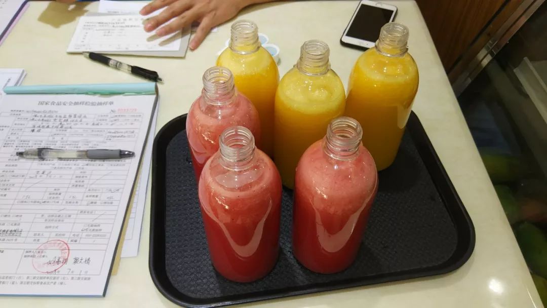 突击检查网红店,网红奶茶店突击检查