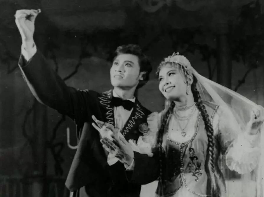 三代人的杭漂生活,73岁模特奶奶的杭漂生活