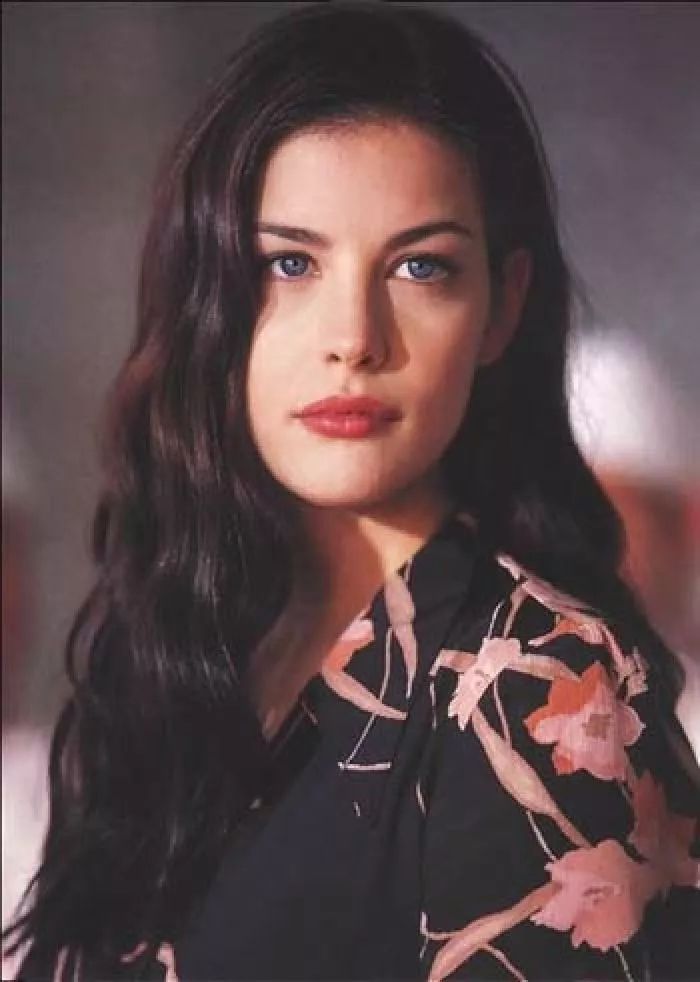 脸型决定你的发型,脸型长的男士发型