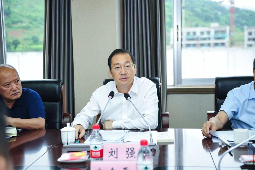 刘强到市公安局交巡警总队调研他关心了这些大数据高科技应用