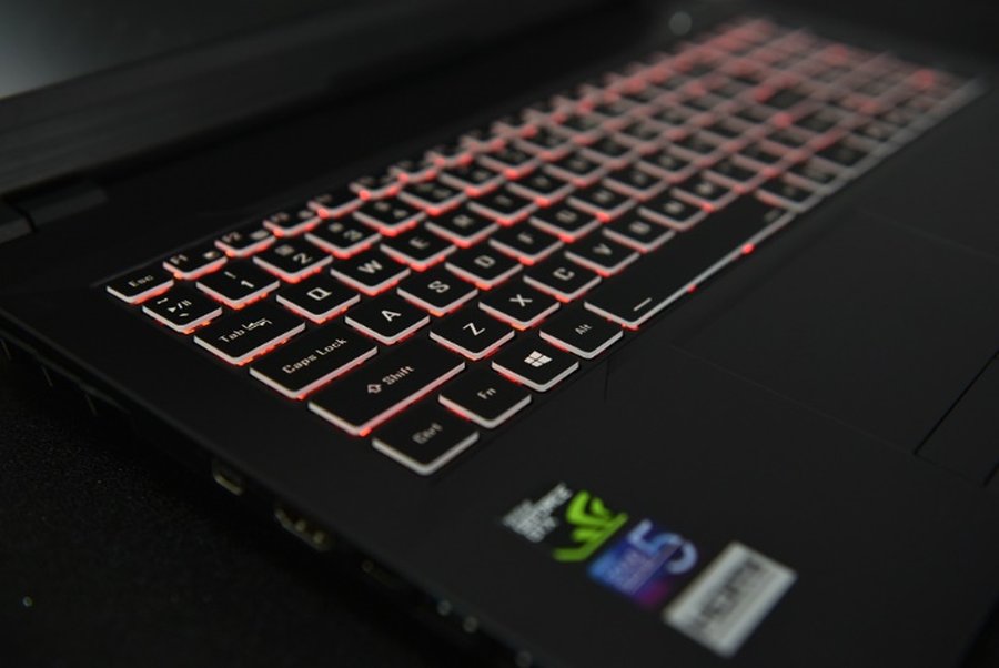 麦本本黑麦7笔记本怎么样,麦本本17.3寸测评