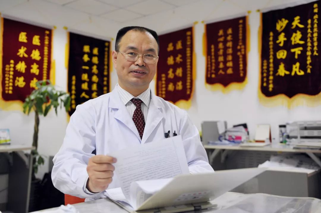 周福德中国好医生,中国好医生坚守岗位40年