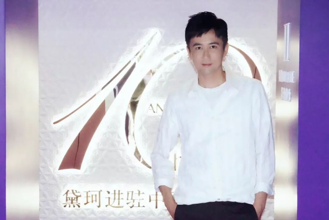 开箱+浮力|美妆圈:呵!谁还没个十二时辰了