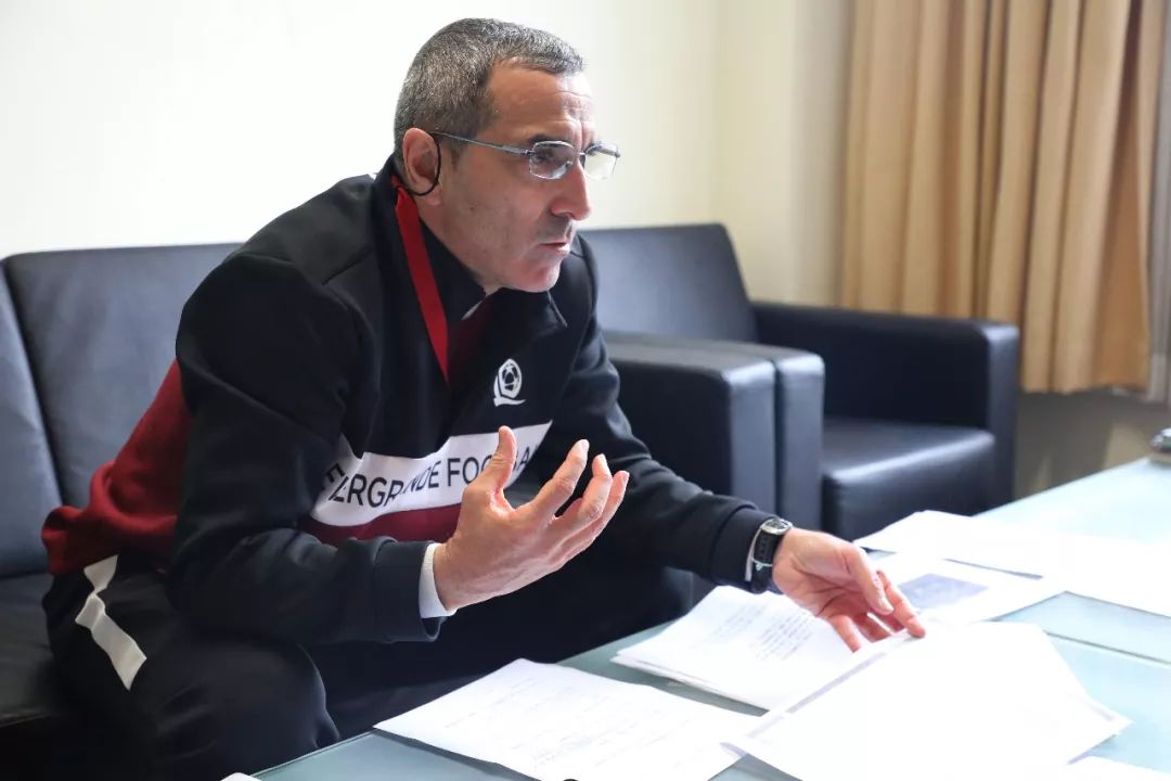 恒大足校05梯队赴西班牙,广州恒大足校训练视频