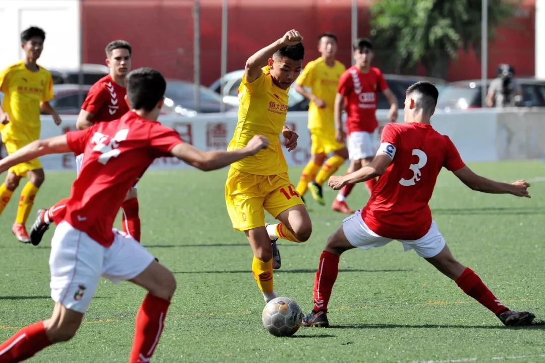 恒大足校05梯队赴西班牙,广州恒大足校训练视频