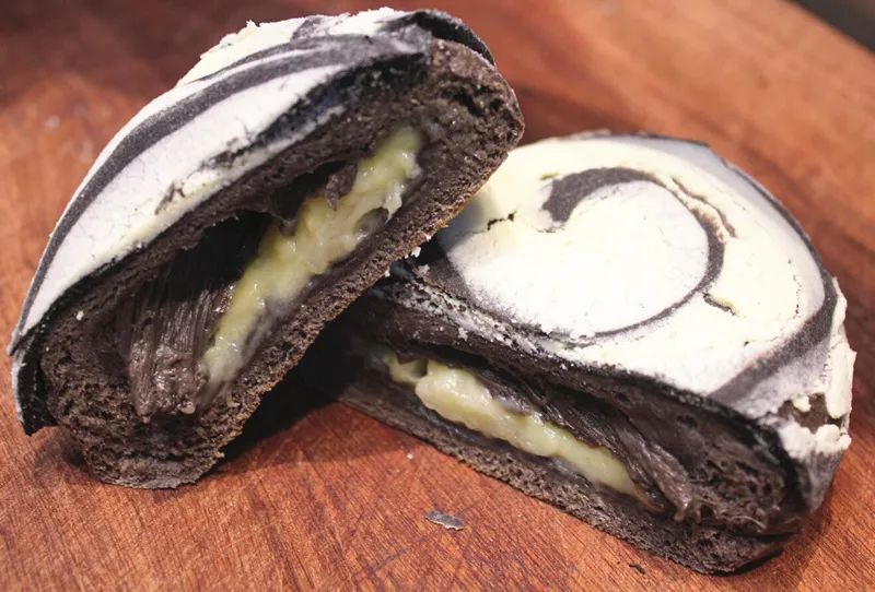 买二送一面包,买二赠一汉堡