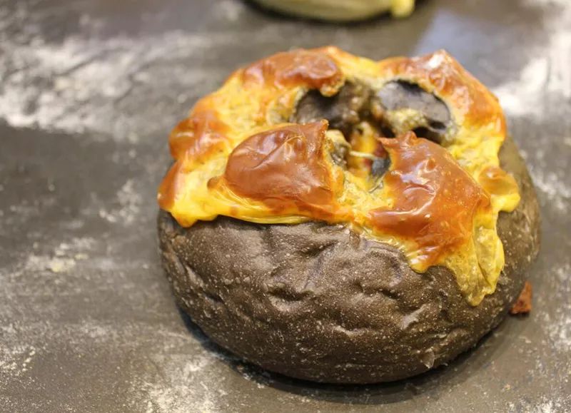 买二送一面包,买二赠一汉堡