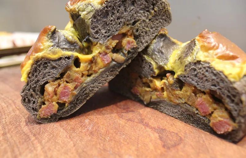 买二送一面包,买二赠一汉堡