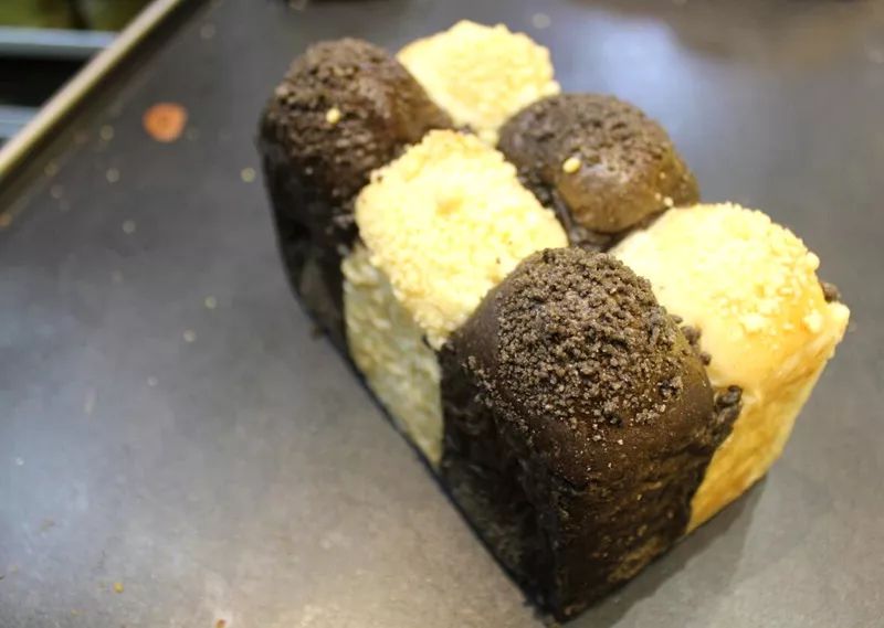 买二送一面包,买二赠一汉堡