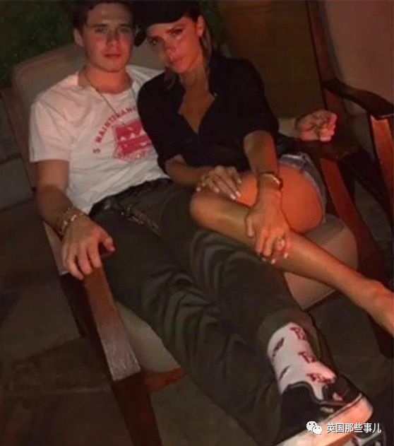 贝克汉姆三个儿子最新消息,贝克汉姆大儿子小时候身体差