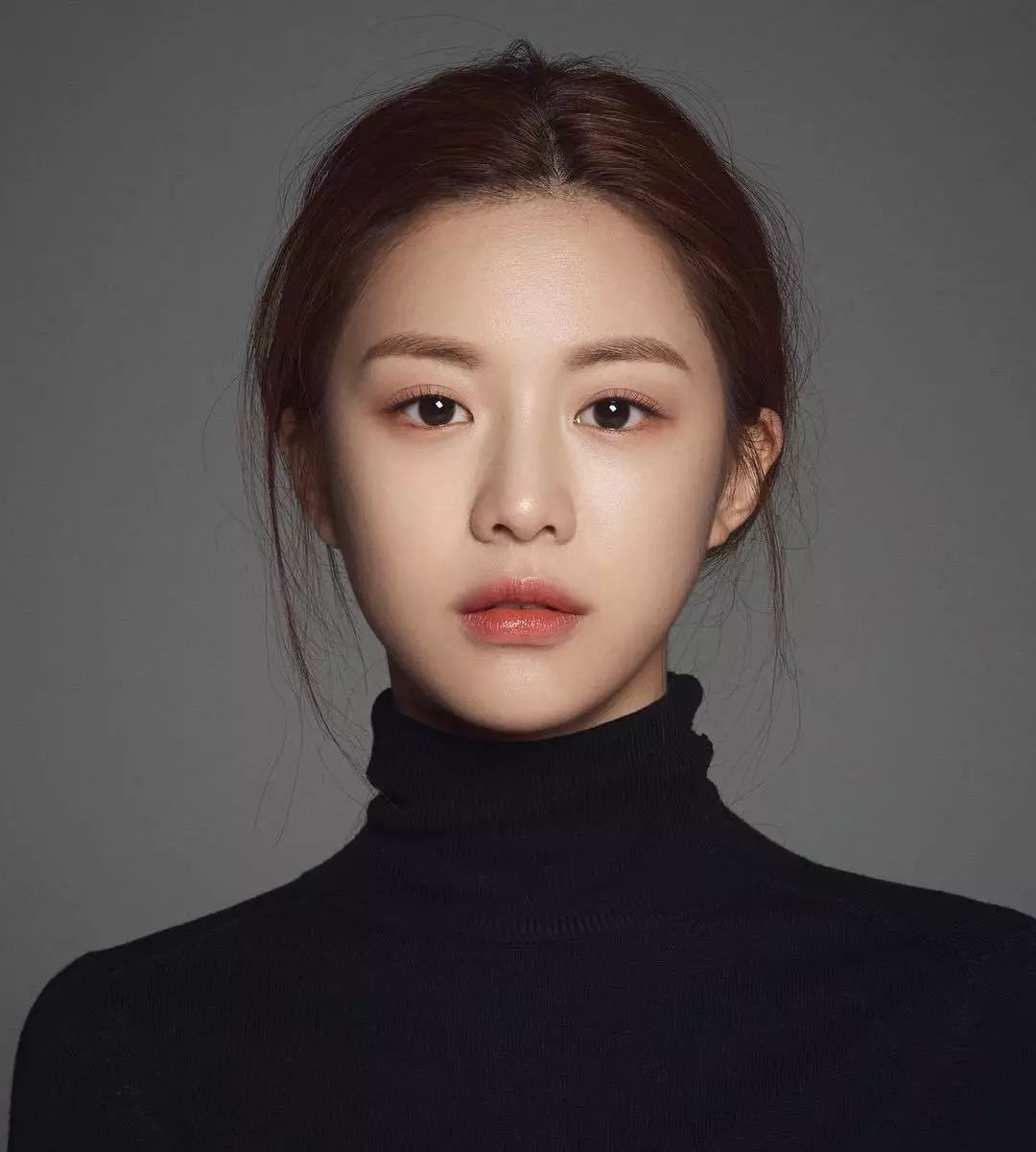 脸上搓出3斤泥！难怪又黄又暗又黑头！10秒给脸蛋“剥壳”，厉害