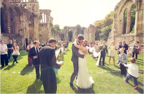 休婚假扣工资吗,婚假可以休几天