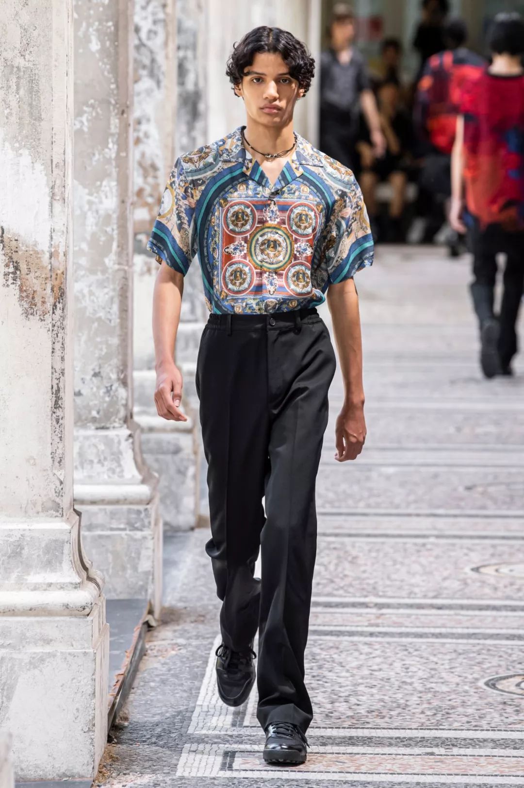 2021春夏男装流行趋势图片,20172018男装流行印花