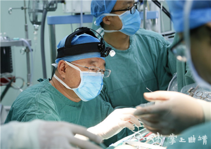 医院开展首例房间隔缺损封堵术,单孔微创胸腔镜手术