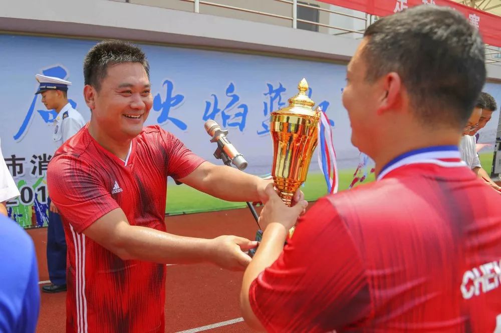 娑堥槻椋庨噰澶ц禌,瓒崇悆椋庨噰姣旇禌