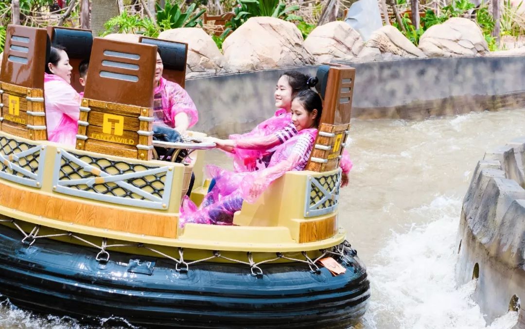 国庆假期方特狂欢夜,7月方特水上乐园活动