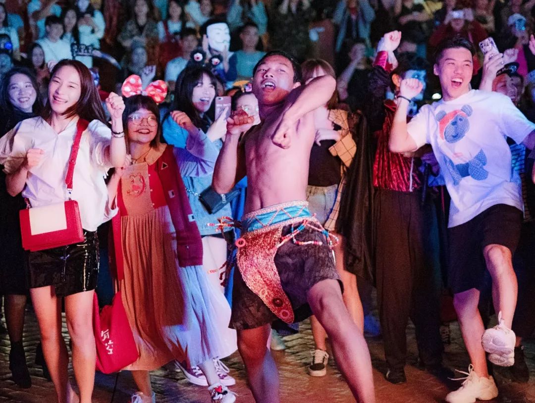 国庆假期方特狂欢夜,7月方特水上乐园活动