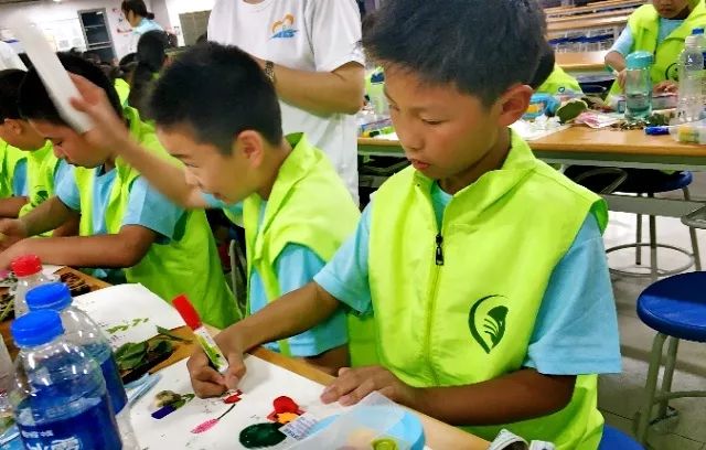 青少年暑期七彩夏令营系列活动,暑假夏令营让你嗨翻天