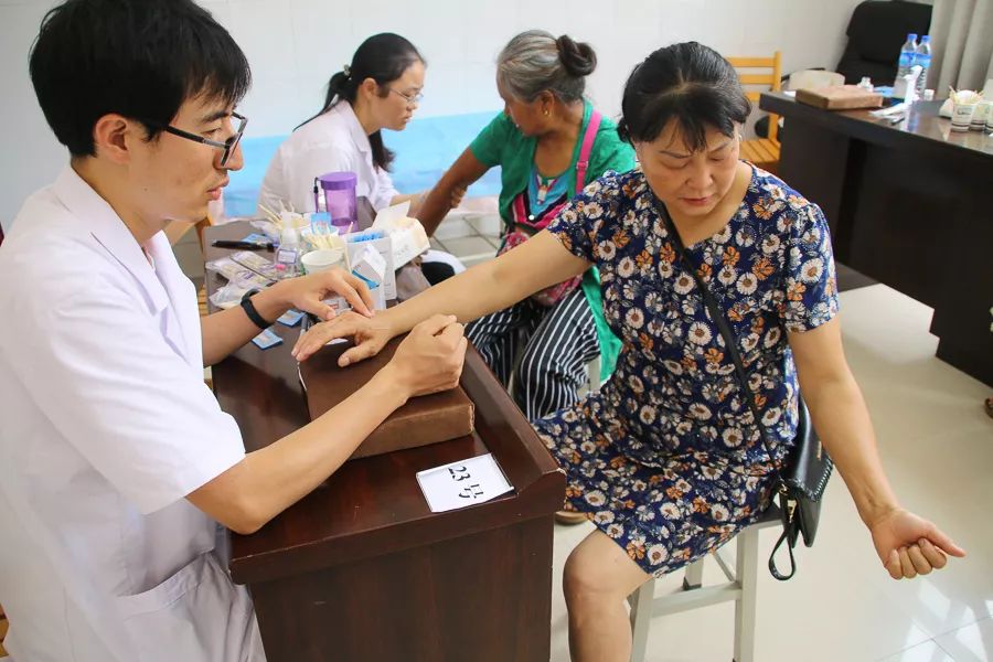 「今日宾川」“黄帝内针”显奇效，7天时间5千宾川人“领教”