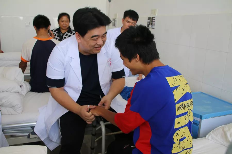 「今日宾川」“黄帝内针”显奇效，7天时间5千宾川人“领教”