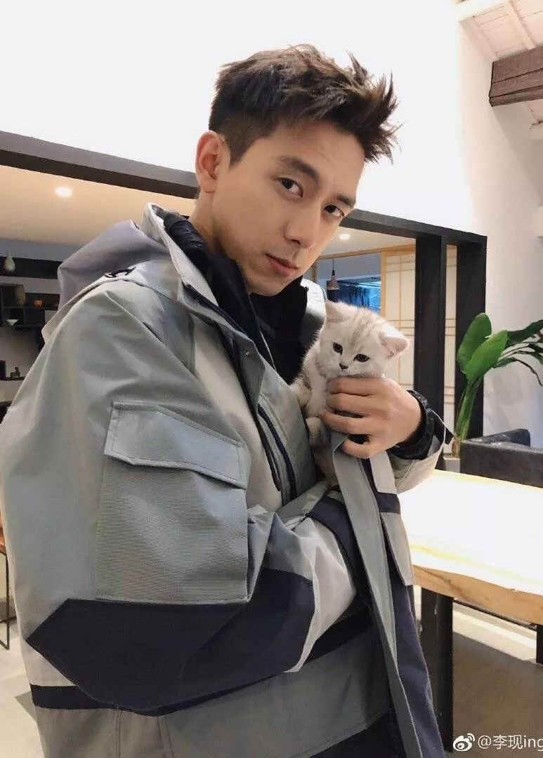 花钱减压｜不在微博上买房都追不上现男友的预告了，韩商言你太上头