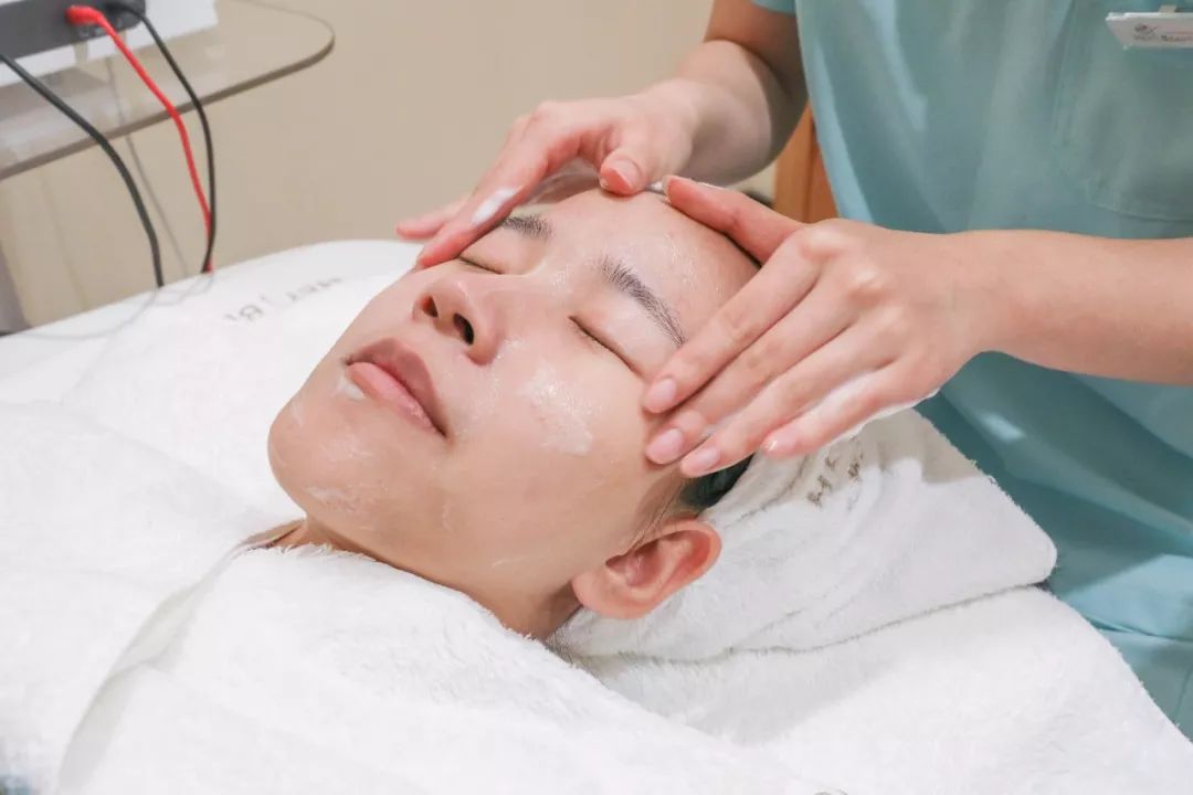 韩商言吐血了,韩商言的高光时刻