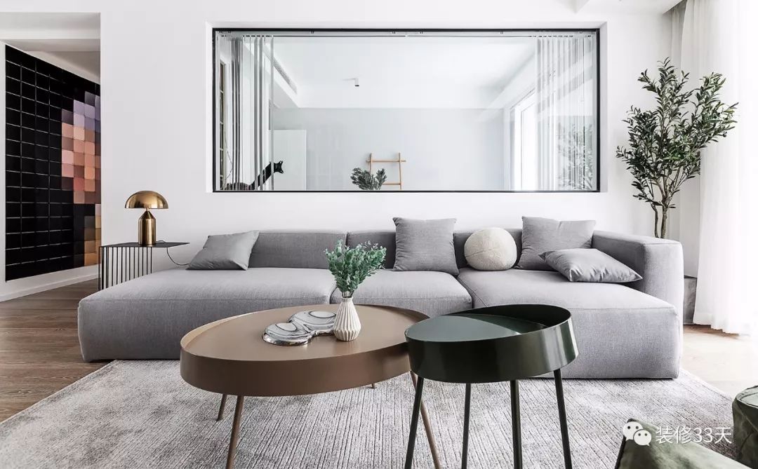 小户型现代简约客厅艺术玻璃窗,附近大玻璃落地窗现代简约风格