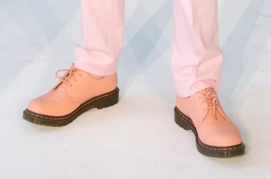 20年春夏男装流行色,2020国际服装春夏男装色彩配比