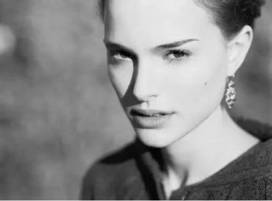 全智贤的痣在哪边,全智贤鼻头的痣好不好