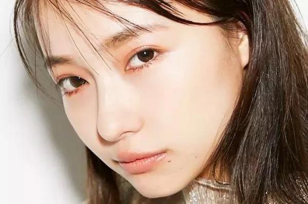 全智贤的痣在哪边,全智贤鼻头的痣好不好