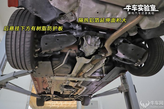 宝马3系大灯外壳拆解视频,宝马3系f35底盘拆解视频