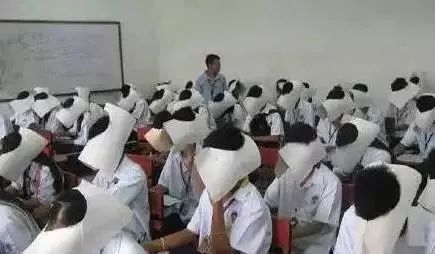 有个逗逼弟弟是个什么样的体验,一个逗逼老师的生活日常