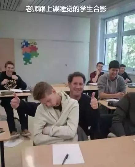 有个逗逼弟弟是个什么样的体验,一个逗逼老师的生活日常