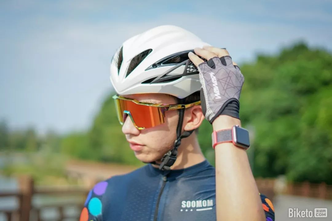 头盔黑武士高科技,头盔安全黑科技