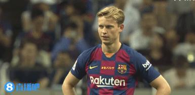 友谊赛-巴克利建功拉基蒂奇破门难救主切尔西2-1巴萨