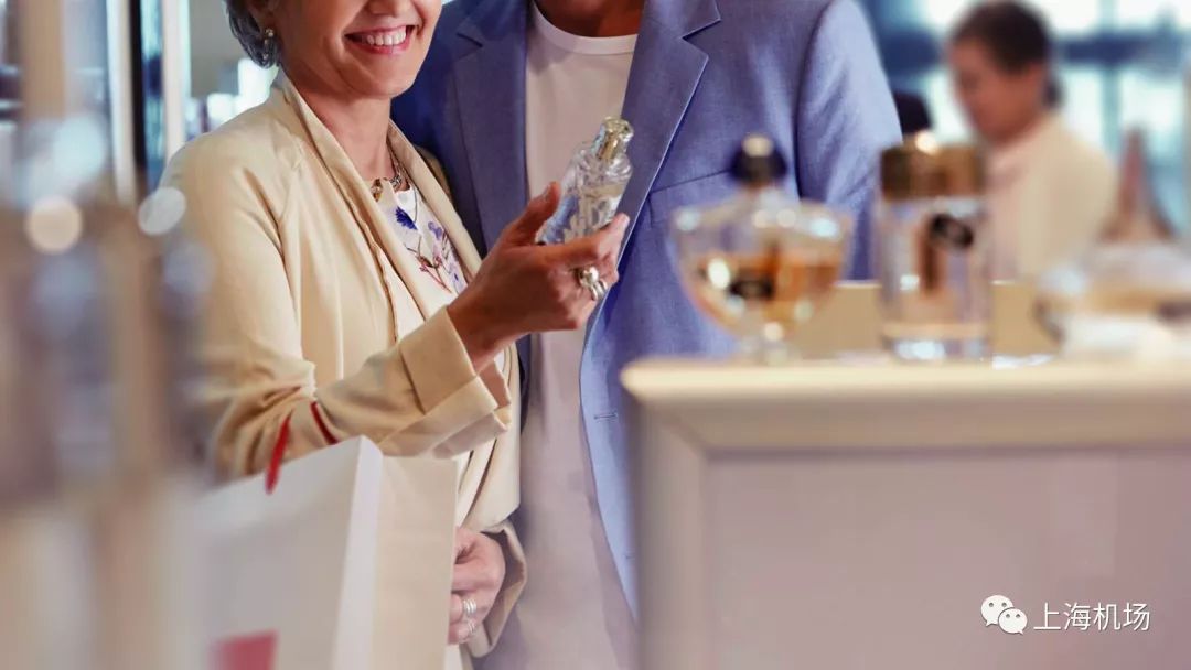 上海虹桥机场t2免税店,上海国际机场出国免税店