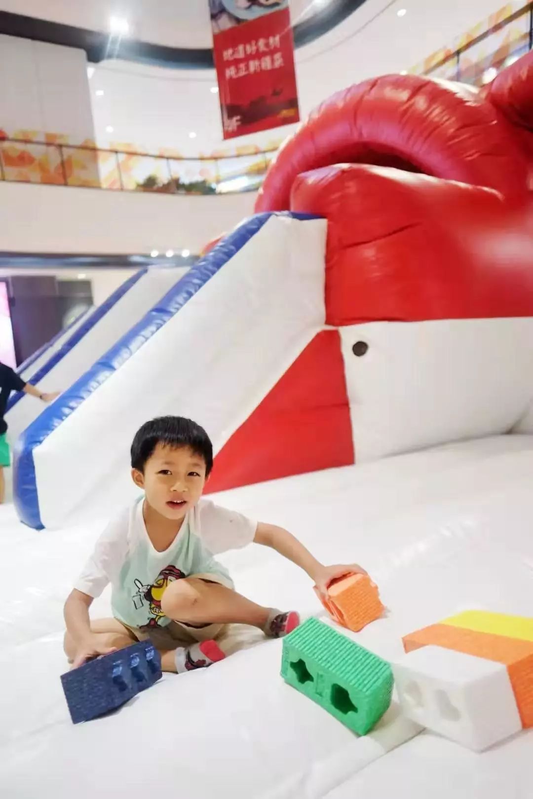 超级飞侠主题乐园滑梯,超级飞侠空降乐园